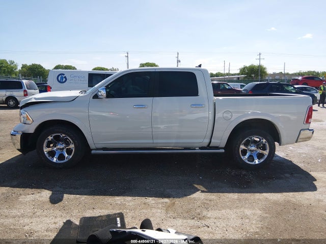 Aukcja sprzedaży 2017 Ram 1500 Laramie  4x4 5'7 Box, vin: 1C6RR7NT4HS546266, numer aukcji: 44956121