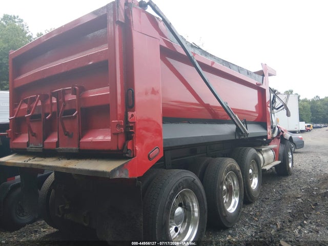 2000 Sterling Truck Lt 9522 მანქანა იყიდება აუქციონზე, vin: 2FZXFXYB1YAB77528, აუქციონის ნომერი: 44956127