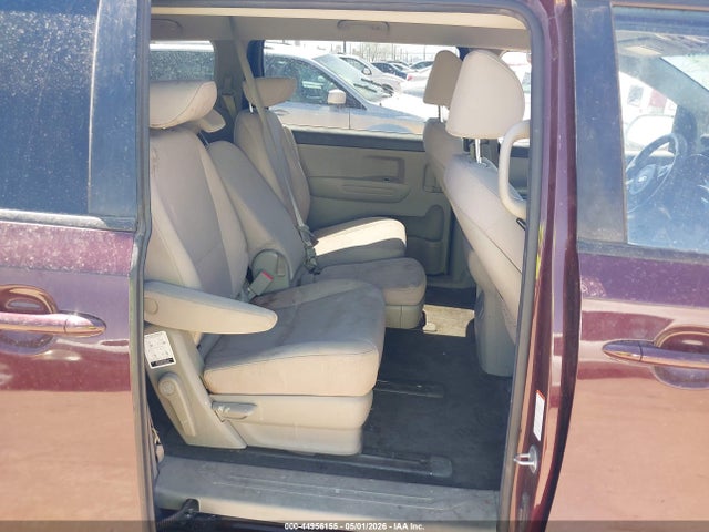 KNDMB5C17H6221679 KIA SEDONA LX