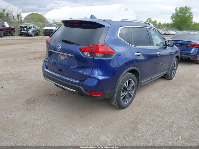 44956169 :رقم المزاد ، JN8AT2MV4HW024912 vin ، 2017 Nissan Rogue Sl مزاد بيع