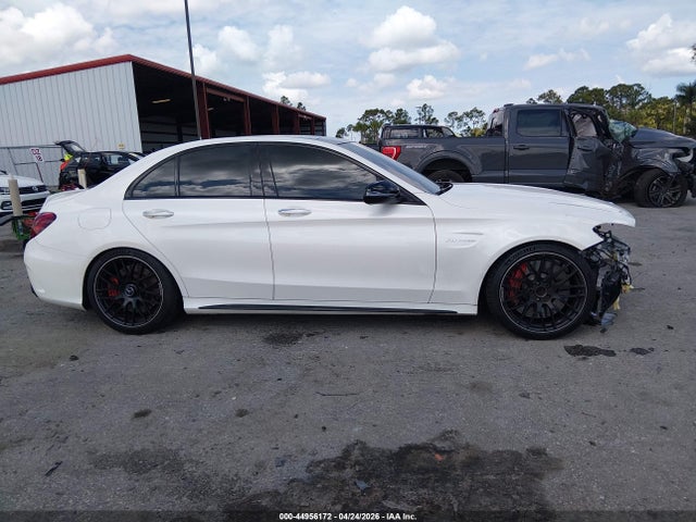 Продажа на аукционе авто 2018 Mercedes-benz Amg C 63 S, vin: 55SWF8HB2JU255585, номер лота: 44956172