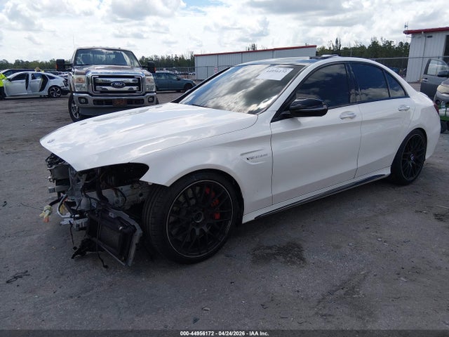Продажа на аукционе авто 2018 Mercedes-benz Amg C 63 S, vin: 55SWF8HB2JU255585, номер лота: 44956172