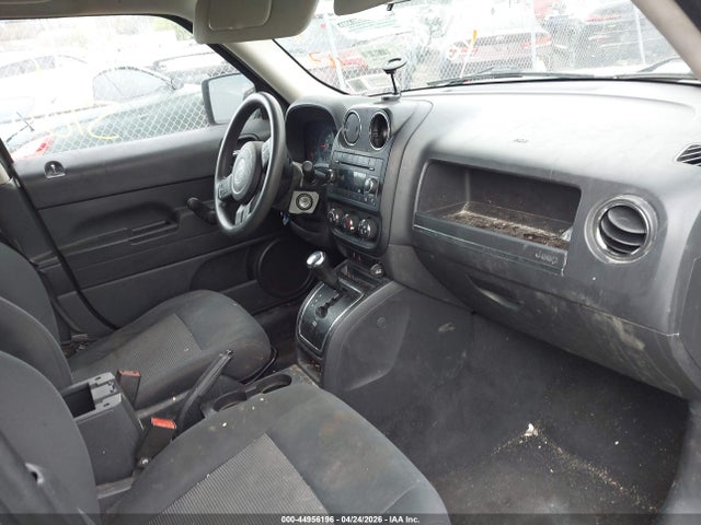 44956196 :رقم المزاد ، 1J4NT1GA3BD102819 vin ، 2011 Jeep Patriot Sport مزاد بيع