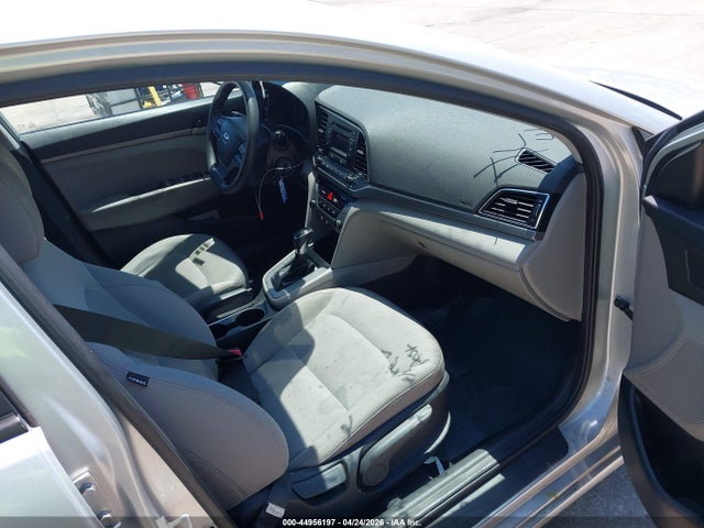 Продажа на аукционе авто 2017 Hyundai Elantra Se, vin: 5NPD74LF4HH140040, номер лота: 44956197
