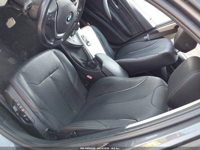 44956238 :رقم المزاد ، WBA3B9C58DF586112 vin ، 2013 Bmw 335i Xdrive مزاد بيع