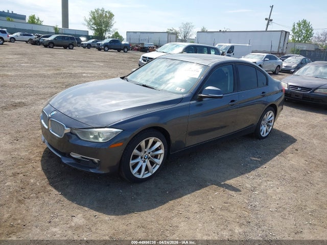 44956238 :رقم المزاد ، WBA3B9C58DF586112 vin ، 2013 Bmw 335i Xdrive مزاد بيع