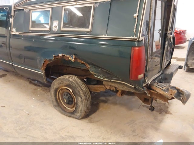 2000 Chevrolet C3500 მანქანა იყიდება აუქციონზე, vin: 1GCGC33R1YF492998, აუქციონის ნომერი: 44956241