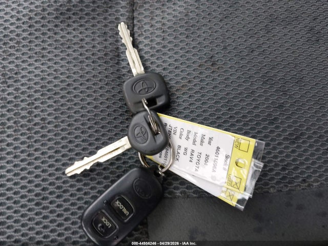 44956246 :رقم المزاد ، JTEHD20V846011096 vin ، 2004 Toyota Rav4 مزاد بيع