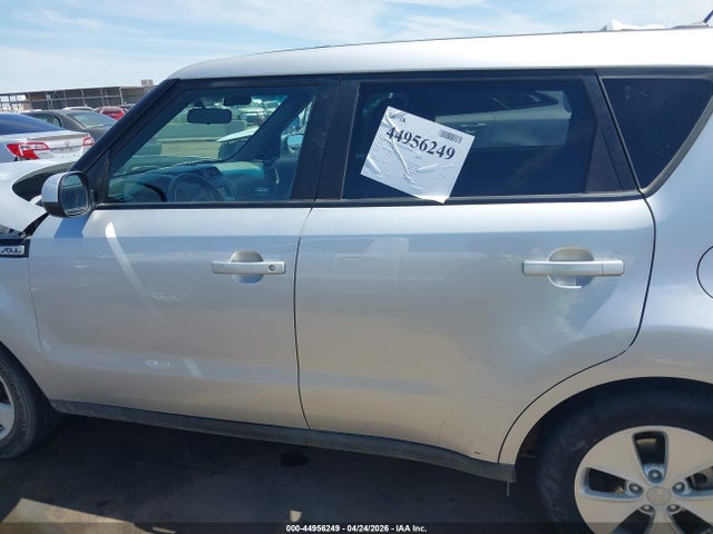 2018 Kia Soul მანქანა იყიდება აუქციონზე, vin: KNDJN2A26J7537935, აუქციონის ნომერი: 44956249
