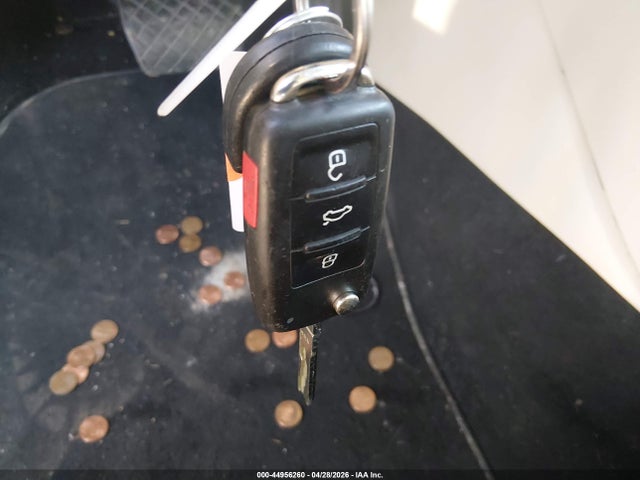 2012 Volkswagen Tiguan Le მანქანა იყიდება აუქციონზე, vin: WVGAV7AX2CW004414, აუქციონის ნომერი: 44956260