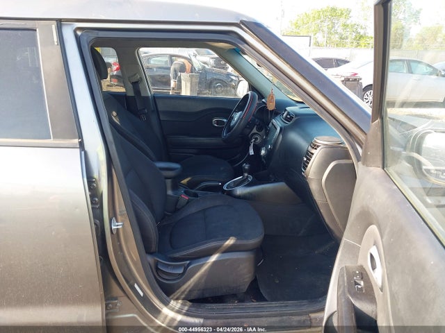 Продажа на аукционе авто 2018 Kia Soul, vin: KNDJN2A27J7523252, номер лота: 44956323