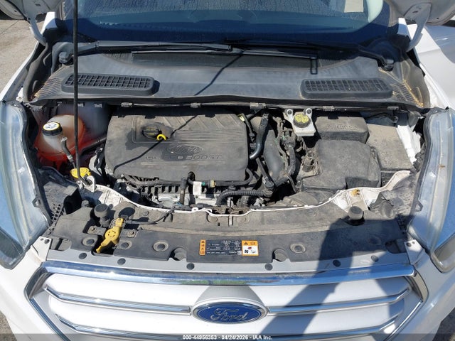 1FMCU9GD7JUA65223 Ford ESCAPE SE