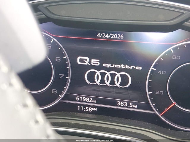 2018 Audi Q5 2.0t Premium/2.0t Tech Premium მანქანა იყიდება აუქციონზე, vin: WA1BNAFY4J2244117, აუქციონის ნომერი: 44956383