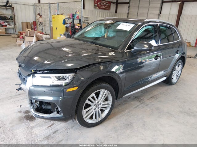 2018 Audi Q5 2.0t Premium/2.0t Tech Premium მანქანა იყიდება აუქციონზე, vin: WA1BNAFY4J2244117, აუქციონის ნომერი: 44956383