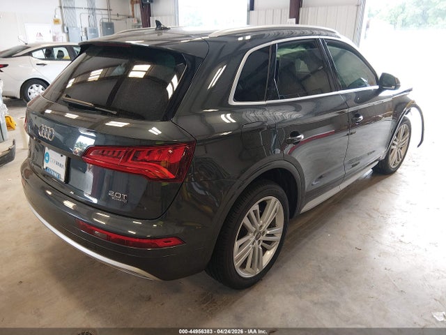 2018 Audi Q5 2.0t Premium/2.0t Tech Premium მანქანა იყიდება აუქციონზე, vin: WA1BNAFY4J2244117, აუქციონის ნომერი: 44956383