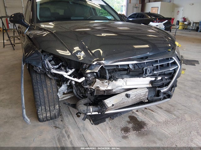 2018 Audi Q5 2.0t Premium/2.0t Tech Premium მანქანა იყიდება აუქციონზე, vin: WA1BNAFY4J2244117, აუქციონის ნომერი: 44956383
