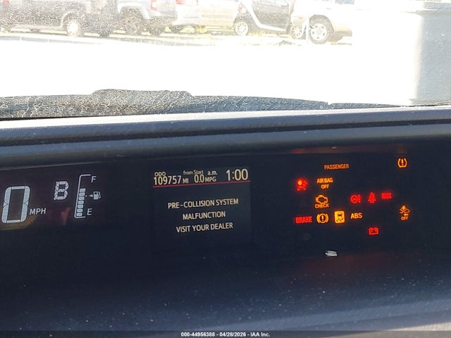 JTDKDTB34G1117025 Toyota Prius C Three