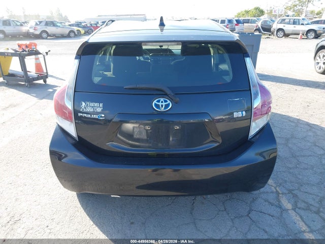 JTDKDTB34G1117025 Toyota Prius C Three