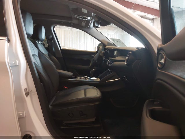 2021 Alfa Romeo Stelvio Awd მანქანა იყიდება აუქციონზე, vin: ZASPAKAN3M7D02677, აუქციონის ნომერი: 44956448