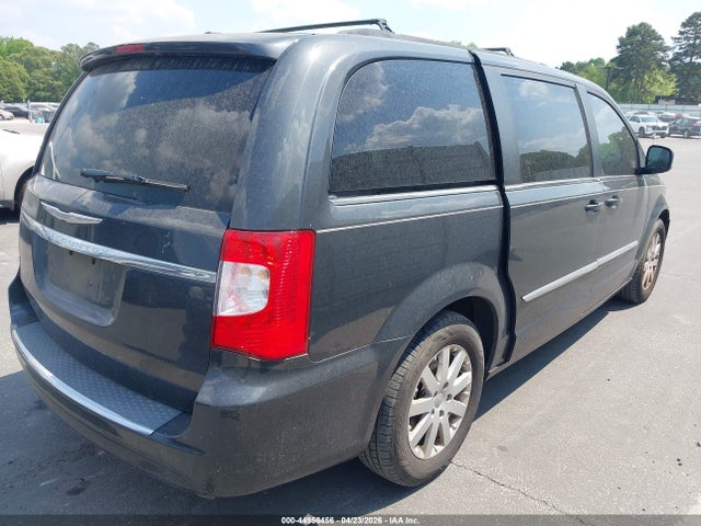 2011 Chrysler Town & Country Touring-l მანქანა იყიდება აუქციონზე, vin: 2A4RR8DG1BR677497, აუქციონის ნომერი: 44956456