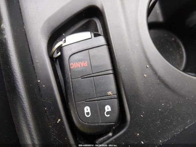 2023 Dodge Durango Sxt Launch Edition Awd მანქანა იყიდება აუქციონზე, vin: 1C4RDJAG1PC564827, აუქციონის ნომერი: 44956514