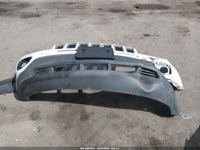 1C4NJCEA9GD599537 Jeep Compass Latitude