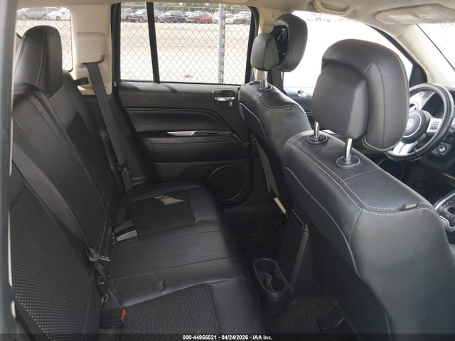 1C4NJCEA9GD599537 Jeep Compass Latitude