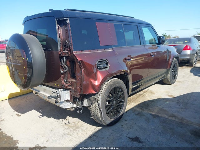 SALEW7EU5S2370787 Land Rover Defender P400 Sedona Red Edition