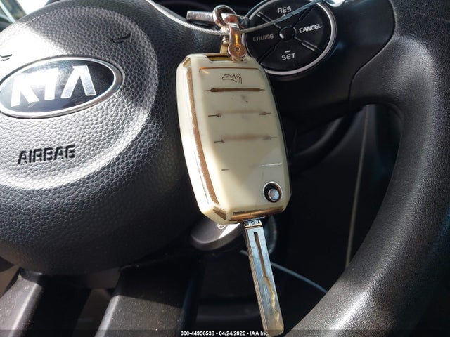 Продаж на аукціоні авто 2015 Kia Soul +, vin: KNDJP3A50F7783980, номер лоту: 44956538