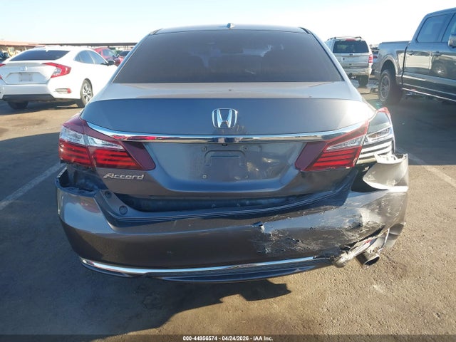 44956574 :رقم المزاد ، 1HGCR2F88HA233417 vin ، 2017 Honda Accord Ex-l مزاد بيع