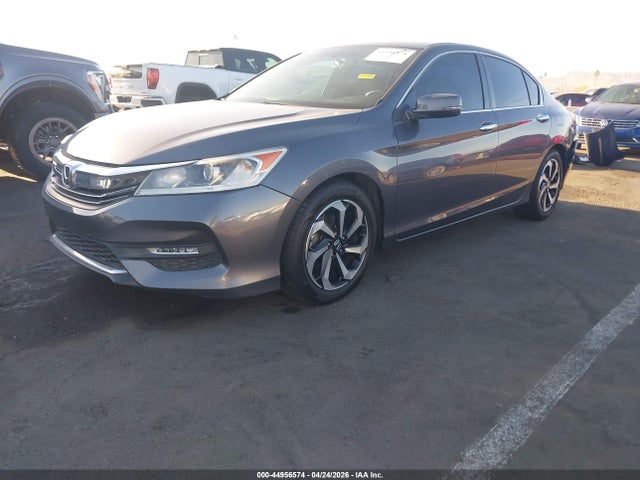 44956574 :رقم المزاد ، 1HGCR2F88HA233417 vin ، 2017 Honda Accord Ex-l مزاد بيع