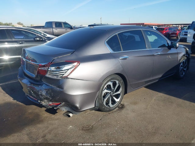 44956574 :رقم المزاد ، 1HGCR2F88HA233417 vin ، 2017 Honda Accord Ex-l مزاد بيع
