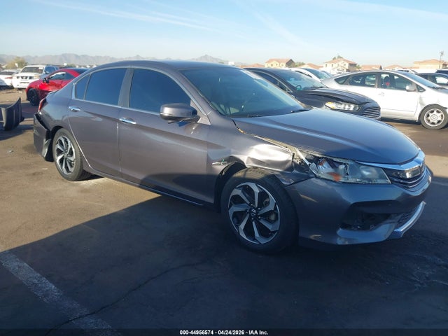 44956574 :رقم المزاد ، 1HGCR2F88HA233417 vin ، 2017 Honda Accord Ex-l مزاد بيع