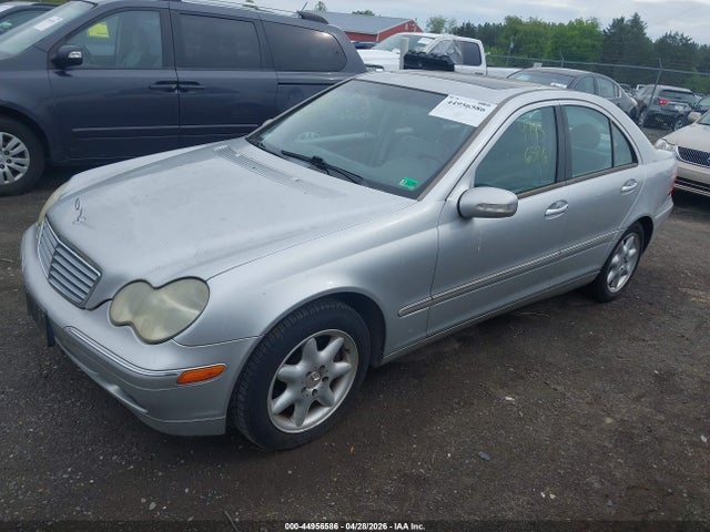 44956586 :رقم المزاد ، WDBRF64J52F135825 vin ، 2002 Mercedes-benz C 320 مزاد بيع