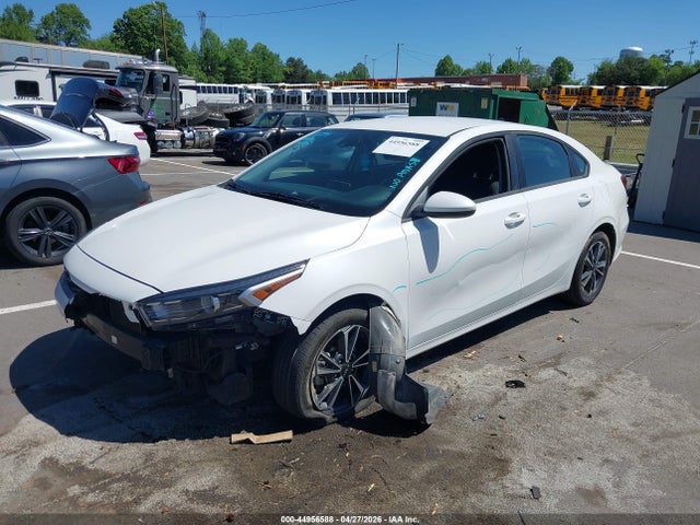 44956588 :رقم المزاد ، 3KPF24AD1RE733000 vin ، 2024 Kia Forte Lxs مزاد بيع