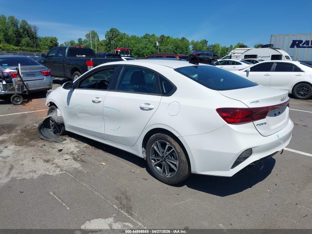 44956588 :رقم المزاد ، 3KPF24AD1RE733000 vin ، 2024 Kia Forte Lxs مزاد بيع