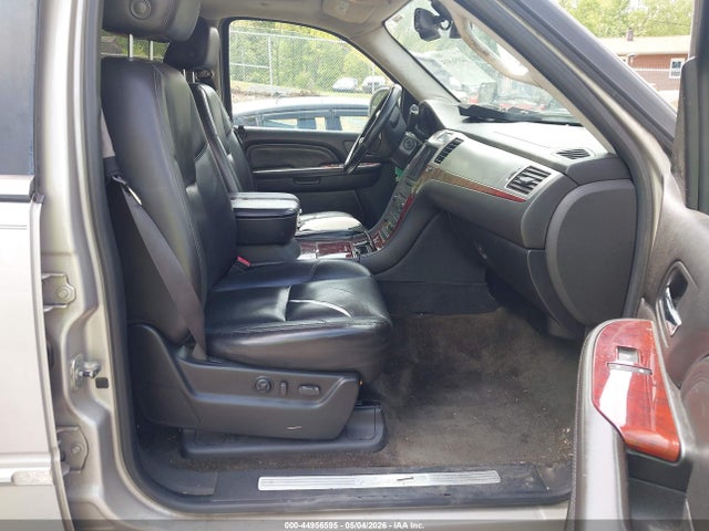 Продаж на аукціоні авто 2007 Cadillac Escalade Esv Standard, vin: 1GYFK66837R227204, номер лоту: 44956595
