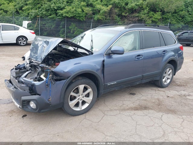 Продаж на аукціоні авто 2014 Subaru Outback 2.5i Limited, vin: 4S4BRBLC6E3306783, номер лоту: 44956600