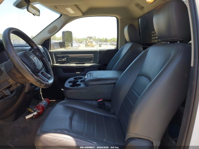 Продажа на аукционе авто 2017 Ram 3500 Chassis Tradesman/slt, vin: 3C7WRTBJ0HG641831, номер лота: 44956627