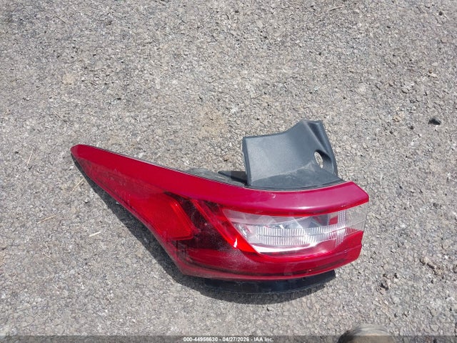 44956630 :رقم المزاد ، 1GNEVGKW0KJ208482 vin ، 2019 Chevrolet Traverse 1lt مزاد بيع