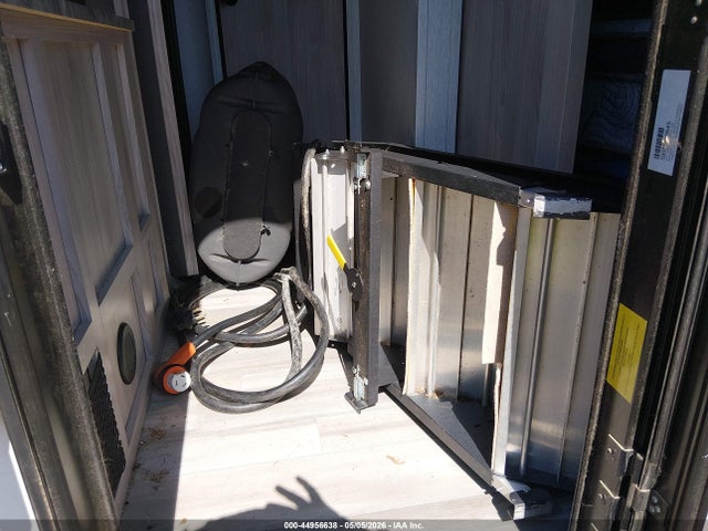 Продаж на аукціоні авто 2021 Coachmen Other, vin: 5ZT2SBVB8MS040845, номер лоту: 44956638