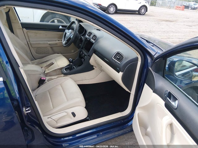 44956641 :رقم المزاد ، 3VWML7AJ5BM674344 vin ، 2011 Volkswagen Jetta Sportwagen 2.0l Tdi مزاد بيع