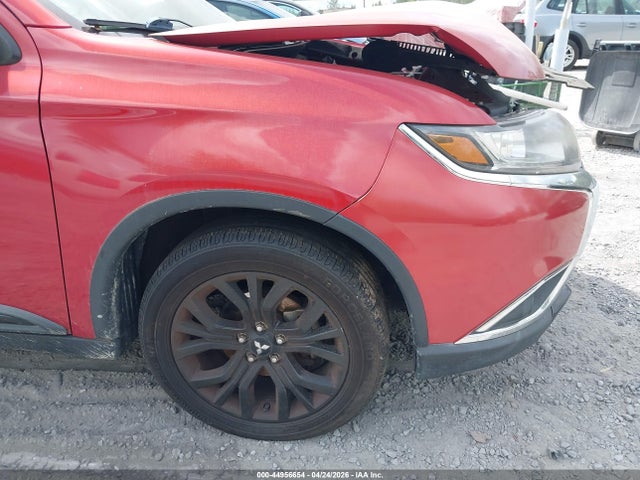 44956654 :رقم المزاد ، JA4AD3A32JZ019093 vin ، 2018 Mitsubishi Outlander Le مزاد بيع