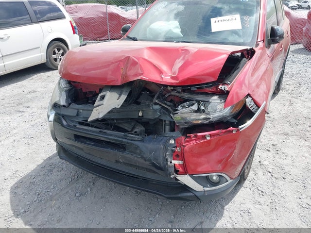 44956654 :رقم المزاد ، JA4AD3A32JZ019093 vin ، 2018 Mitsubishi Outlander Le مزاد بيع