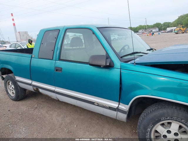 Auction sale of the 1995 Chevrolet Gmt-400 C1500, vin: 2GCEC19K5S1251949, lot number: 44956699