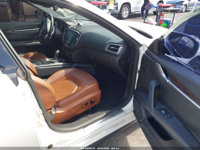 2017 Maserati Ghibli მანქანა იყიდება აუქციონზე, vin: ZAM57XSA2H1212626, აუქციონის ნომერი: 44956707