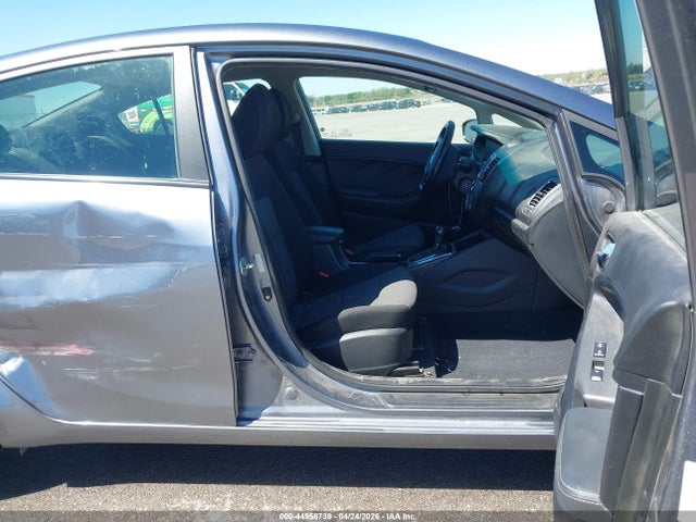Aukcja sprzedaży 2018 Kia Forte S, vin: 3KPFL4A70JE210661, numer aukcji: 44956739