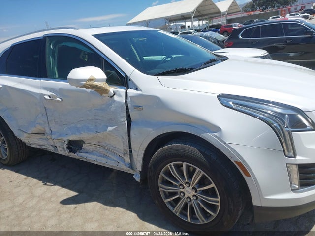 1GYKNCRS5KZ242260 Cadillac XT5 LUXURY