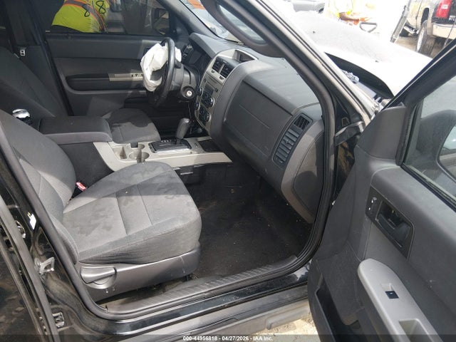 44956818 :رقم المزاد ، 1FMCU0D77AKC64732 vin ، 2010 Ford Escape Xlt مزاد بيع