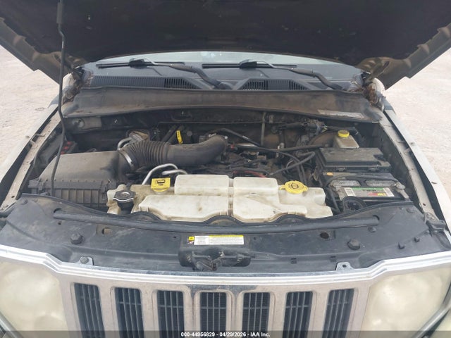 44956829 :رقم المزاد ، 1J4PP5GK6AW117797 vin ، 2010 Jeep Liberty Limited مزاد بيع